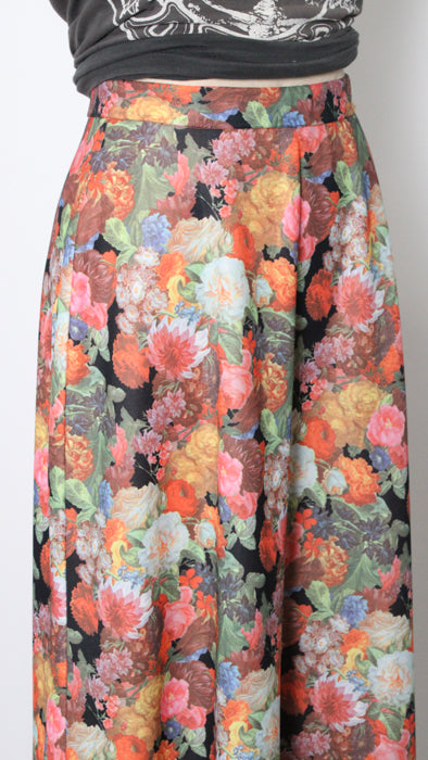 1970s Bold Floral Photo Print Pull-On Maxi Skirt